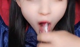 雨衣妹妹公开爆料视频,事件背后惊人真相
