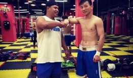 爆料拳击教练视频,震撼视频曝光！