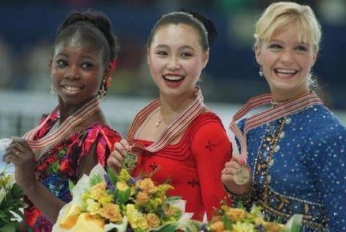 在娱乐圈吃瓜爆红